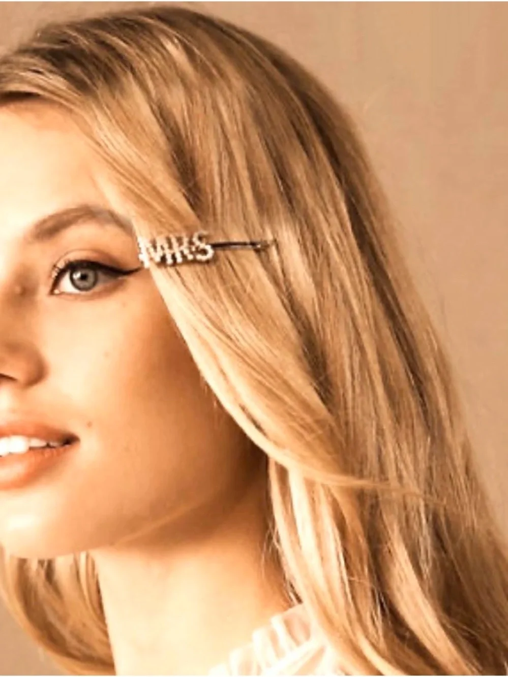 🍒3/$30 New MRS. Crystal Bobby Pin